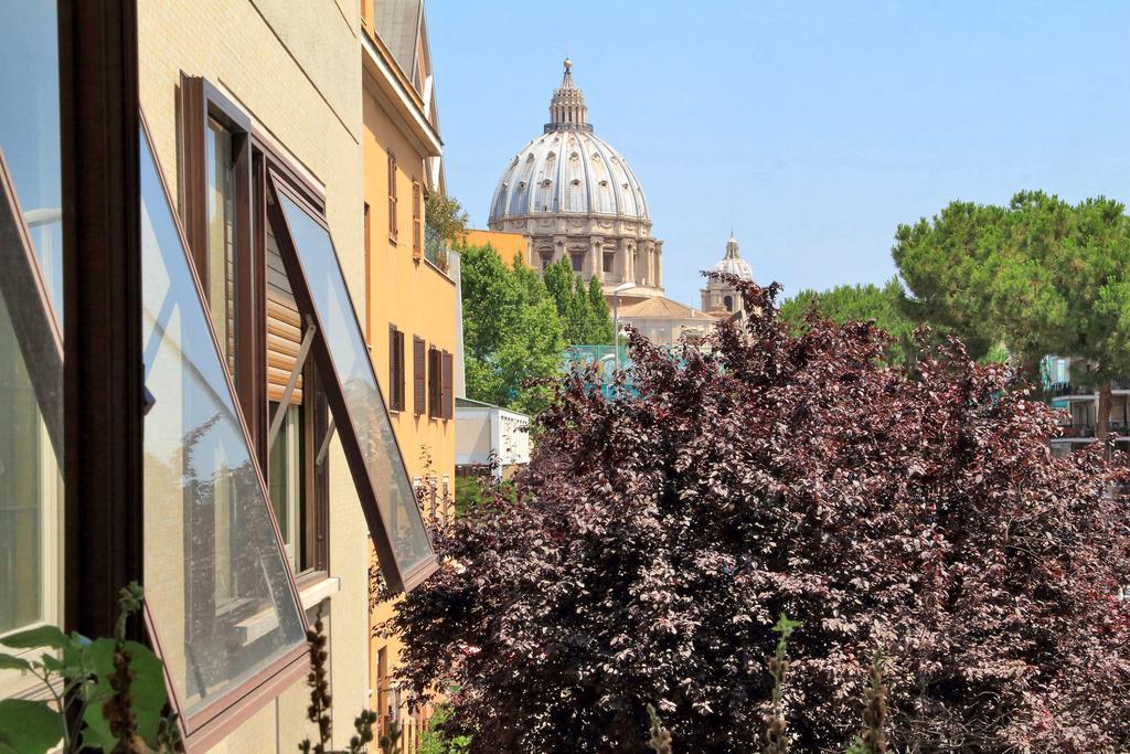 San Pietro Stazione Guesthouse Roma Exterior foto